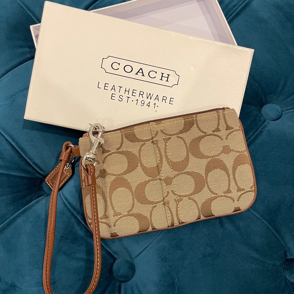 NEW Coach Wristlet